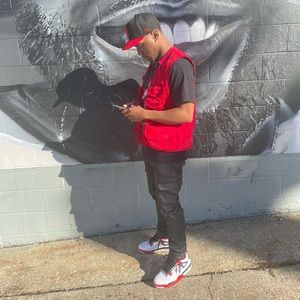 Meet your Posher, Desmond